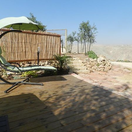 Desert View Suite Kfar Adumim Bagian luar foto