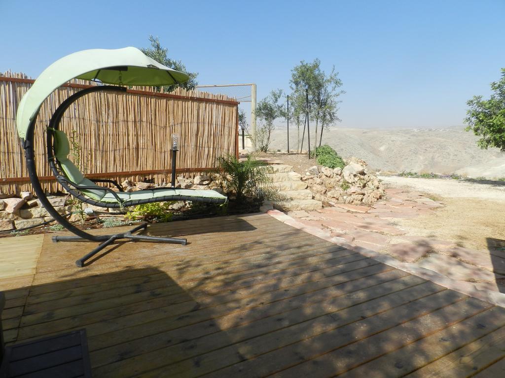 Desert View Suite Kfar Adumim Bagian luar foto